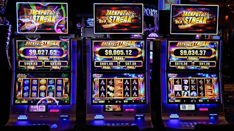 Slot Machine (Máy Xèng)