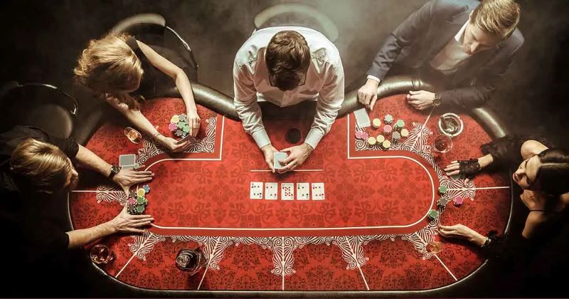 Chơi Xì Tố tại King88 – Trải nghiệm game bài đỉnh cao & Mẹo chơi thắng dễ 3 Sự khác biệt giữa Xì Tố và Poker